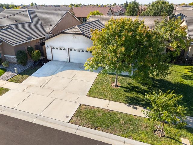 1406 Sundance Dr, Plumas Lake, CA 95961