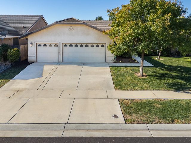 1406 Sundance Dr, Plumas Lake, CA 95961