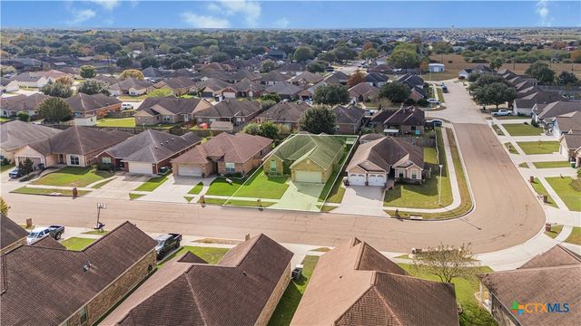 604 Mason Circle, Victoria, TX 77904