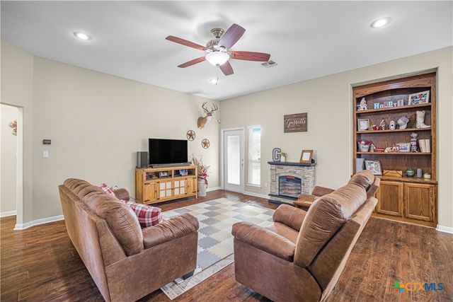 604 Mason Circle, Victoria, TX 77904