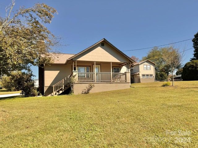 565 Neely Road, Brevard, NC 28712