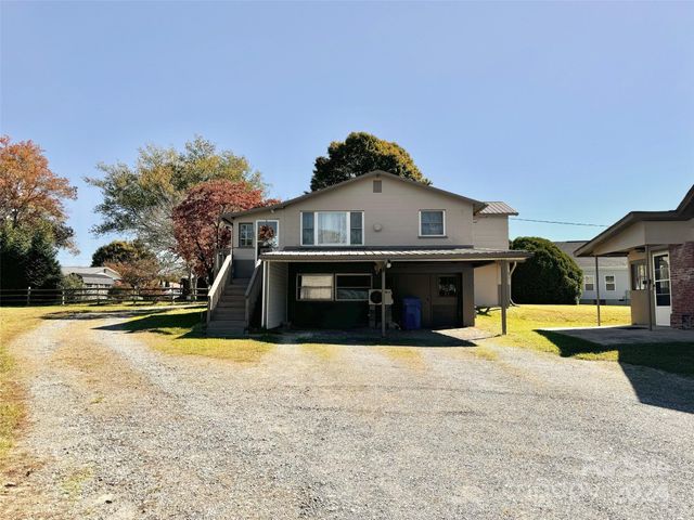 565 Neely Road, Brevard, NC 28712