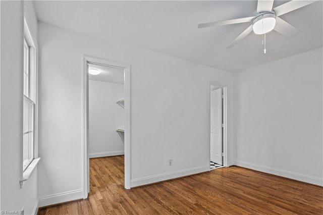 1913 Colonial Avenue, Greensboro, NC 27408
