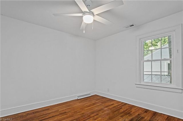 1913 Colonial Avenue, Greensboro, NC 27408