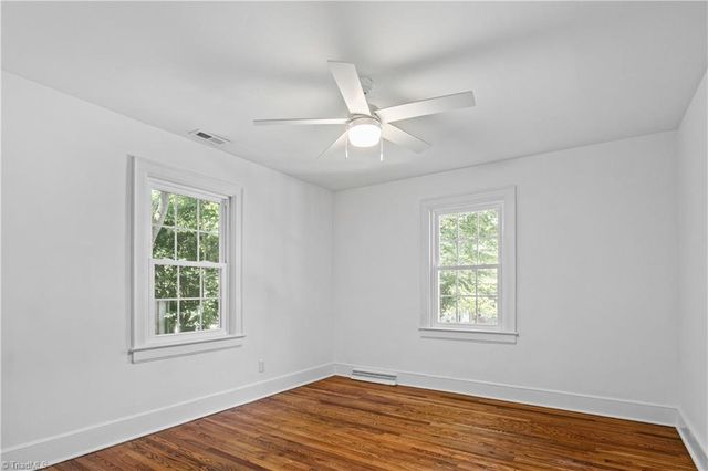 1913 Colonial Avenue, Greensboro, NC 27408