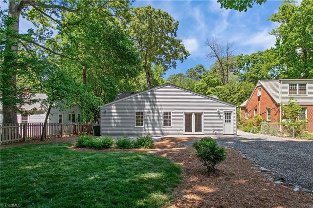 1913 Colonial Avenue, Greensboro, NC 27408