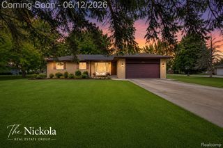 1580 Rockfield Drive, Troy, MI 48085