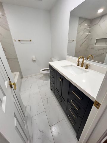 1710 Hill Top Lane, Kingwood, TX 77339