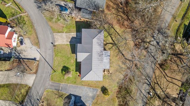 218 Alpine Drive, Rossville, GA 30741