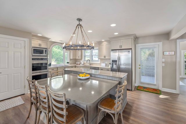 654 Sunset Drive West, Hamilton, GA 31811