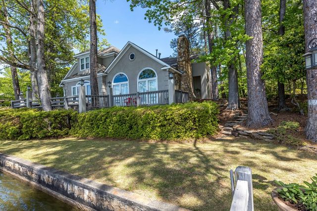 654 Sunset Drive West, Hamilton, GA 31811