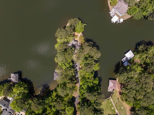 654 Sunset Drive West, Hamilton, GA 31811