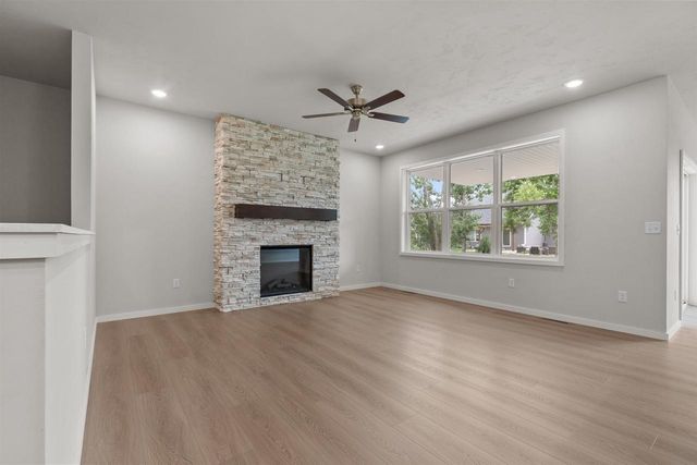3601 E GLADIOLUS PLACE, Appleton, WI 54913