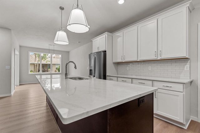 3601 E GLADIOLUS PLACE, Appleton, WI 54913