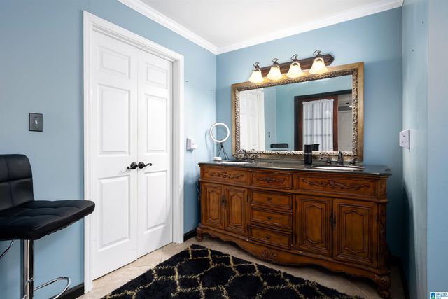 3200 ROB ROY LANE, Birmingham, AL 35242