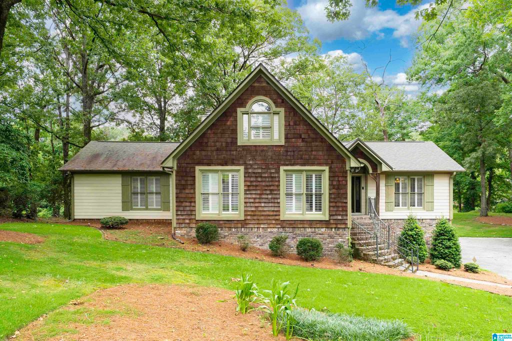 3200 ROB ROY LANE, Birmingham, AL 35242