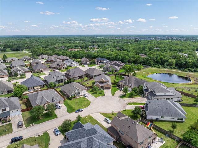 2613 Somerton Court, College Station, TX 77845