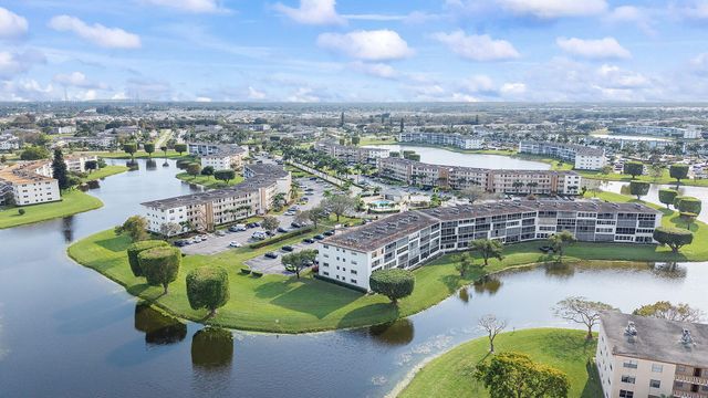 1037 Guildford C, Boca Raton, FL 33434