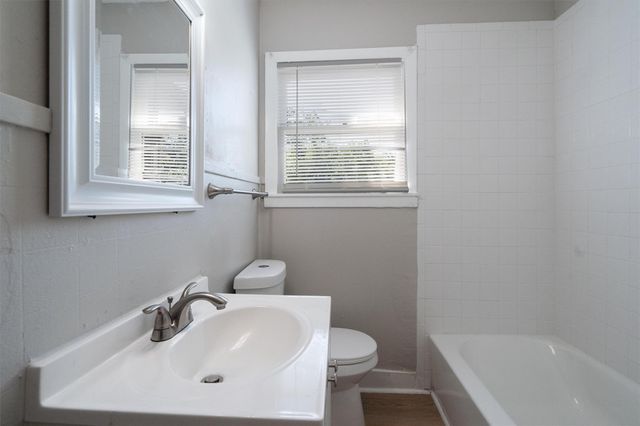 1012 Barbara DR B, San Marcos, TX 78666