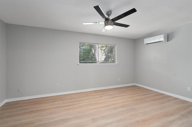 1012 Barbara DR B, San Marcos, TX 78666