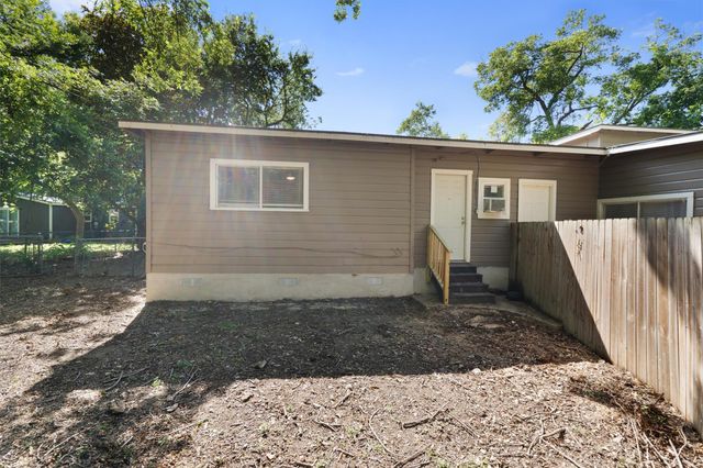 1012 Barbara DR B, San Marcos, TX 78666