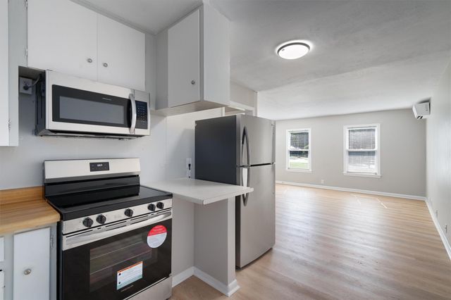 1012 Barbara DR B, San Marcos, TX 78666