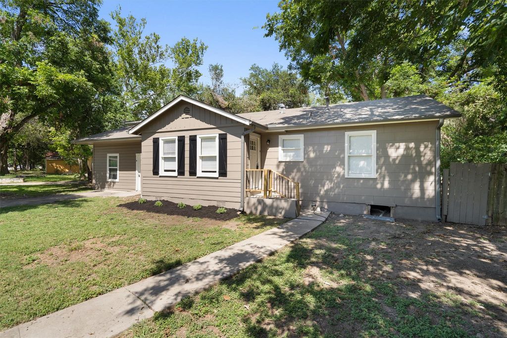 1012 Barbara DR B, San Marcos, TX 78666