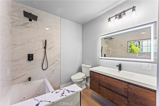 379 Buena Loma, Altadena, CA 91001