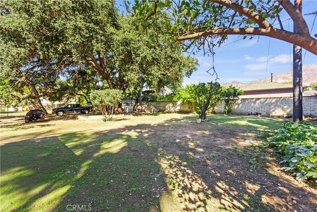 379 Buena Loma, Altadena, CA 91001