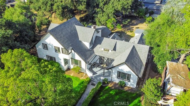 379 Buena Loma, Altadena, CA 91001