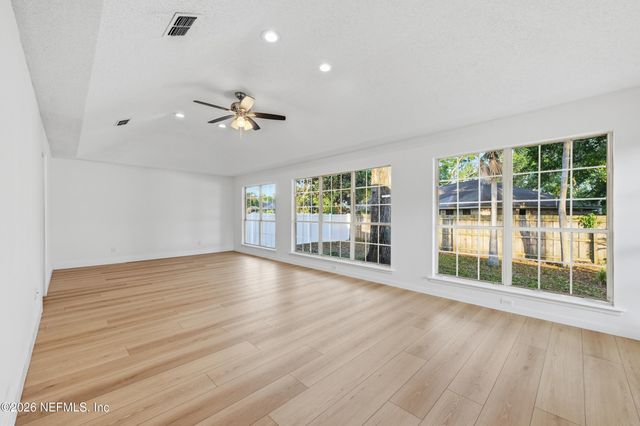3286 MARBON Road, Jacksonville, FL 32223