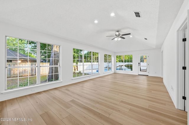 3286 MARBON Road, Jacksonville, FL 32223