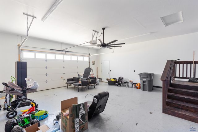 545 BULL RUN DR, Box Elder, SD 57719