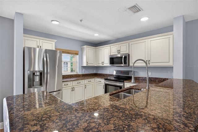 3322 LAS CAMPOS PLACE, Tampa, FL 33611