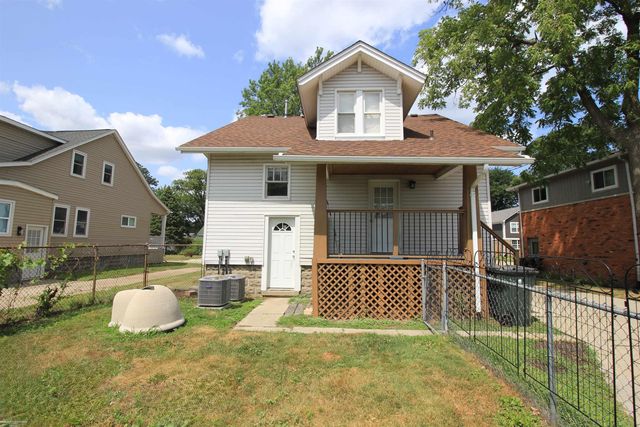 21916 Lakeview Street, St Clair Shores, MI 48080