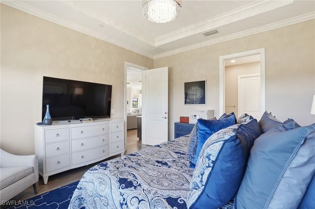 8777 Bellano CT 204, Naples, FL 34119