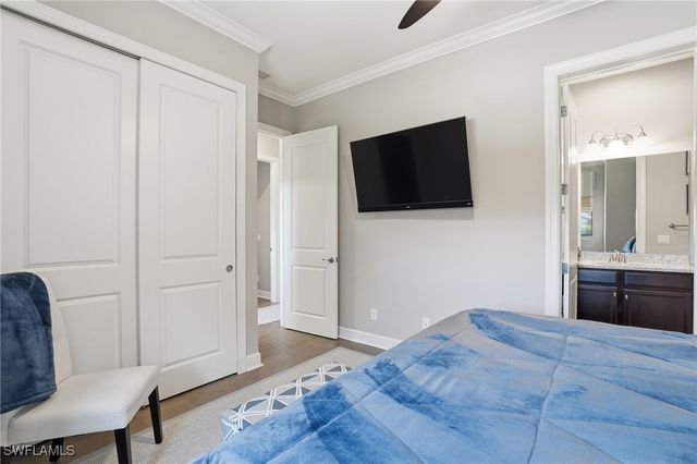 8777 Bellano CT 204, Naples, FL 34119