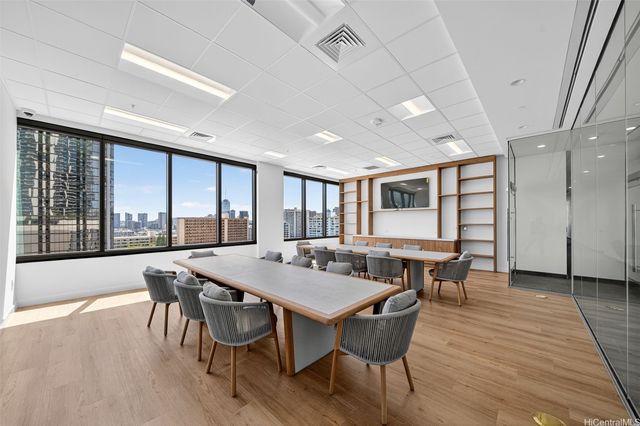 1515 Liona Street 1800, Honolulu, HI 96814