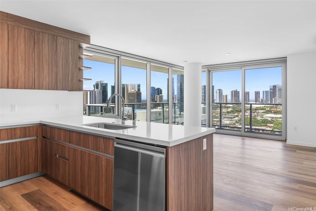 1515 Liona Street 1800, Honolulu, HI 96814