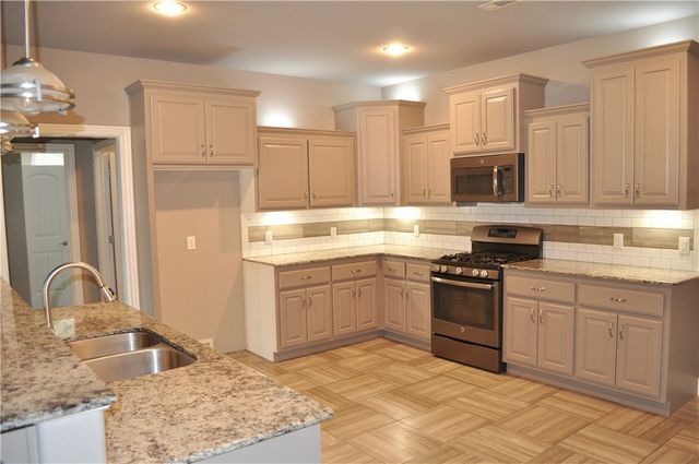 1303 Doe Lane, Bentonville, AR 72713