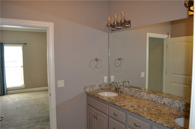 1303 Doe Lane, Bentonville, AR 72713
