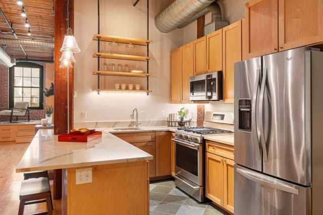1 Tannery Brook Row 1E, Somerville, MA 02144