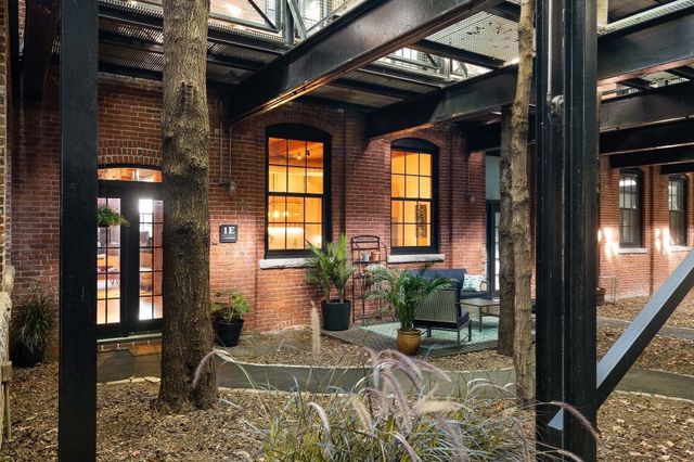 1 Tannery Brook Row 1E, Somerville, MA 02144