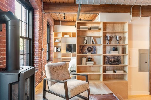1 Tannery Brook Row 1E, Somerville, MA 02144