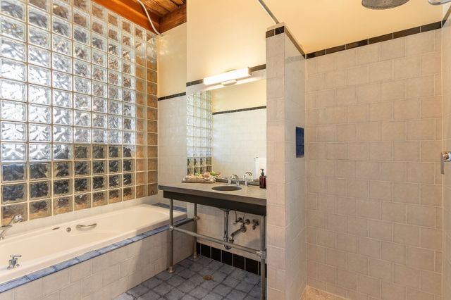 1 Tannery Brook Row 1E, Somerville, MA 02144