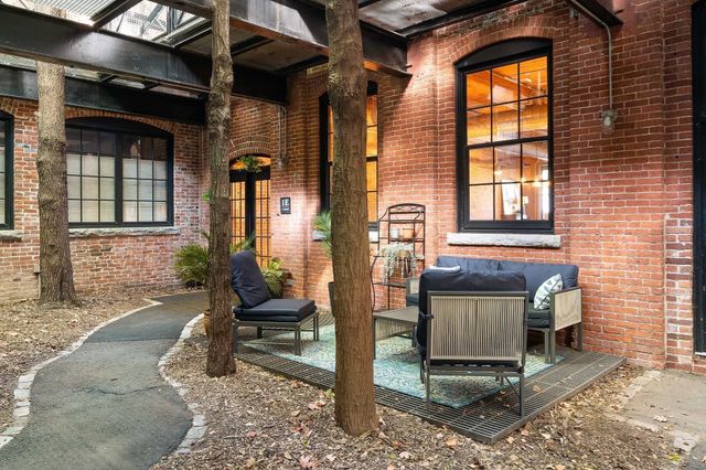 1 Tannery Brook Row 1E, Somerville, MA 02144