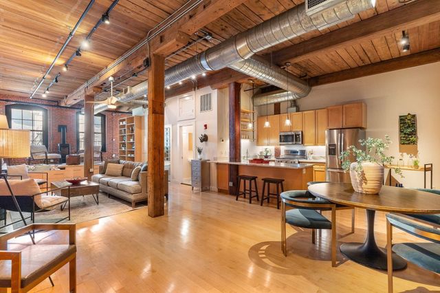 1 Tannery Brook Row 1E, Somerville, MA 02144