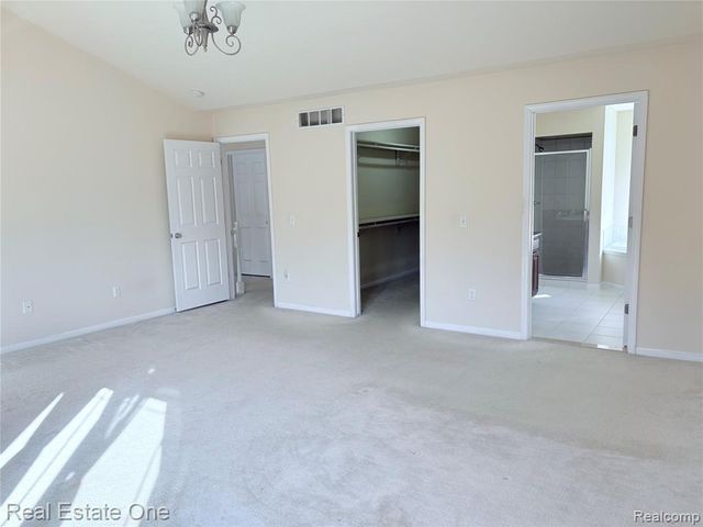 6178 Elarz Drive, Troy, MI 48085