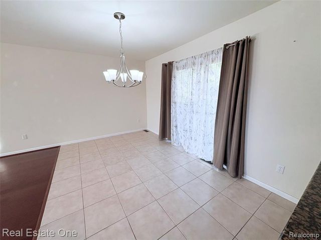 6178 Elarz Drive, Troy, MI 48085