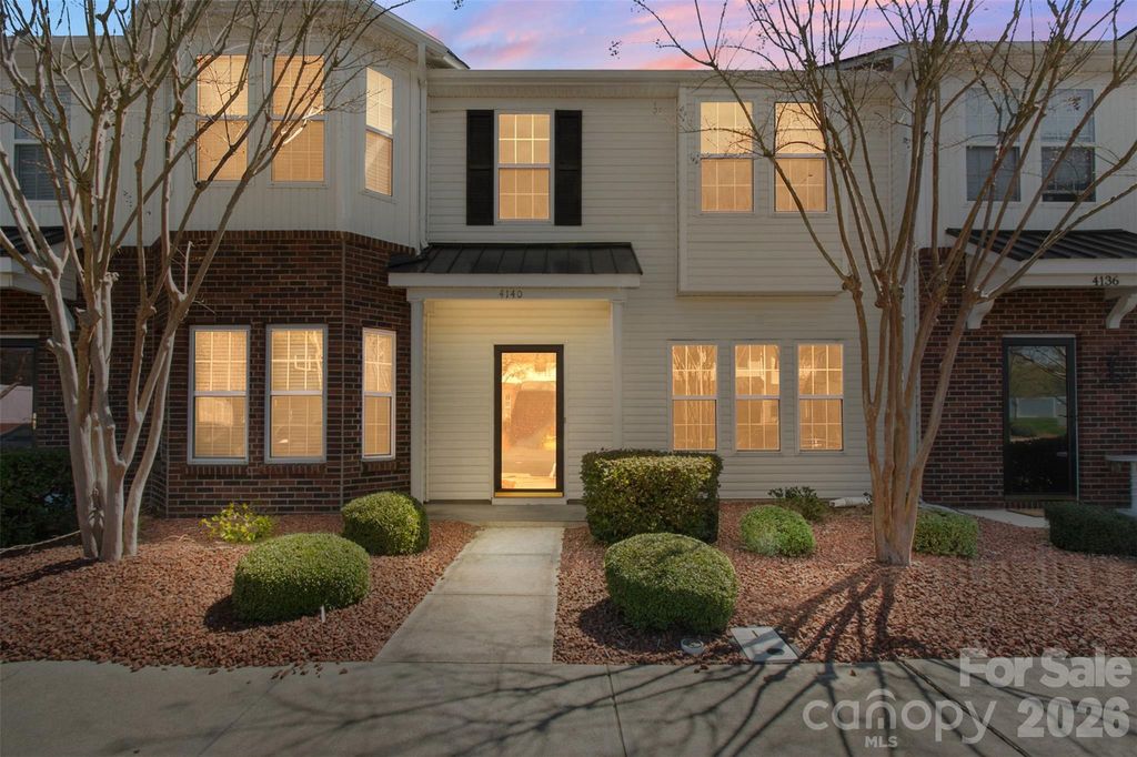 4140 Kenton Glenn Court NW, Concord, NC 28027